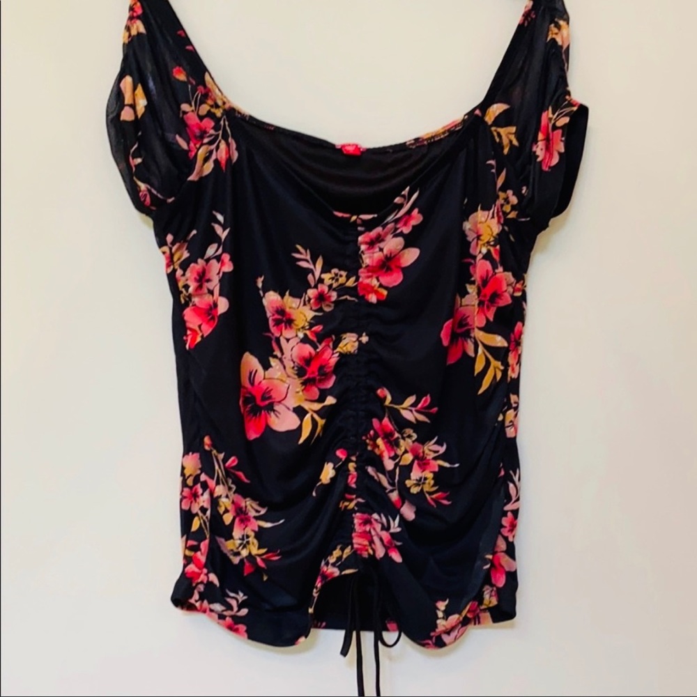 Guess Floral Top